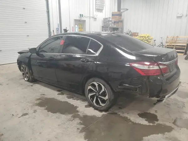 1HGCR2E35HA808238 2017 HONDA ACCORD - Image 2