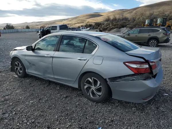 1HGCR2E37HA292688 2017 HONDA ACCORD - Image 2