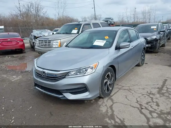 1HGCR2E38GA078694 2016 HONDA ACCORD - Image 2