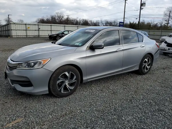 1HGCR2E3XHA267574 2017 HONDA ACCORD - Image 1