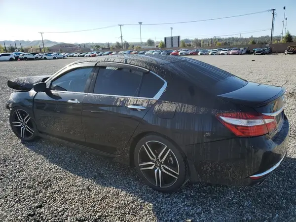 1HGCR2E50HA045921 2017 HONDA ACCORD - Image 2