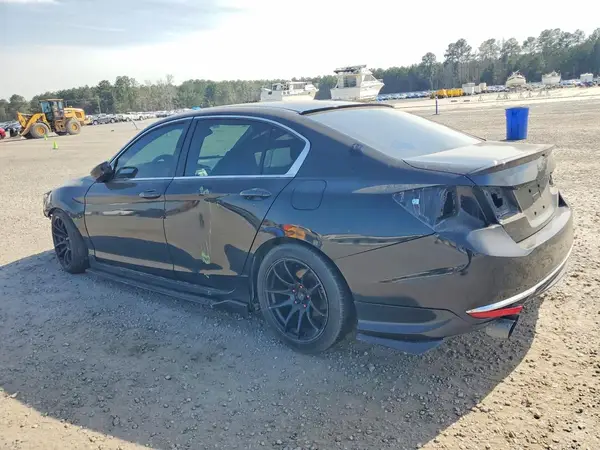 1HGCR2E50HA045935 2017 HONDA ACCORD - Image 2