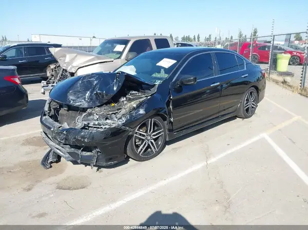 1HGCR2E50HA118480 2017 HONDA ACCORD - Image 2