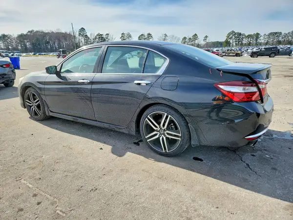 1HGCR2E53HA058436 2017 HONDA ACCORD - Image 2