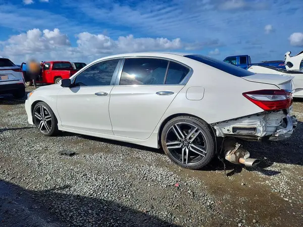 1HGCR2E57GA178142 2016 HONDA ACCORD - Image 2