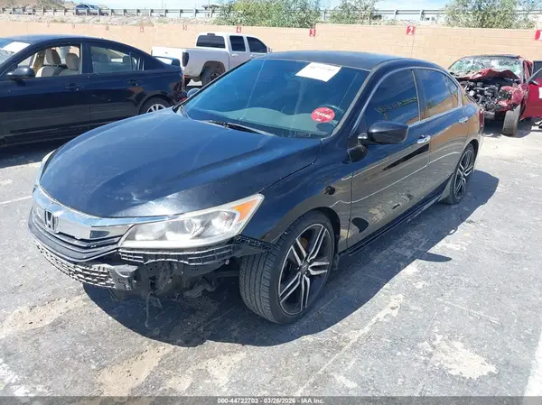 1HGCR2E57HA090645 2017 HONDA ACCORD - Image 2