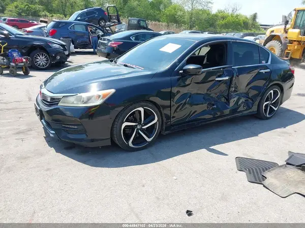 1HGCR2E57HA230497 2017 HONDA ACCORD - Image 2