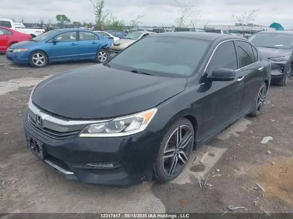 1HGCR2E5XHA808267 2017 HONDA ACCORD - Image 2