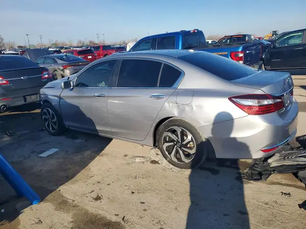 1HGCR2E72HA156617 2017 HONDA ACCORD - Image 2