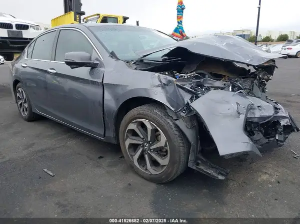 1HGCR2E78HA223740 2017 HONDA ACCORD - Image 1