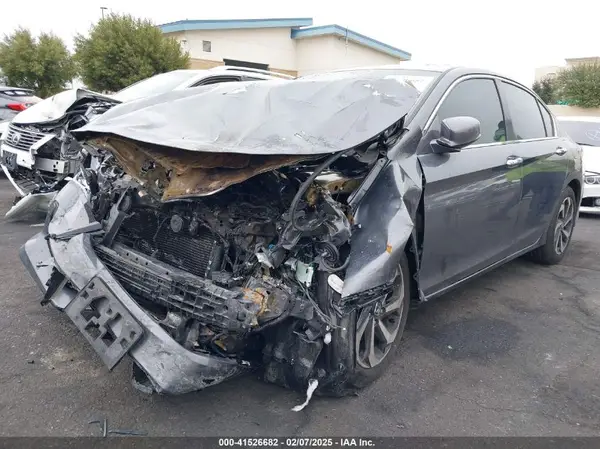 1HGCR2E78HA223740 2017 HONDA ACCORD - Image 2