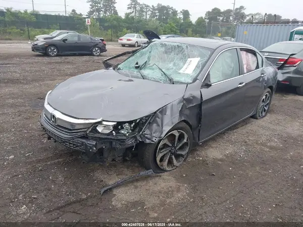 1HGCR2E78HA292671 2017 HONDA ACCORD - Image 2