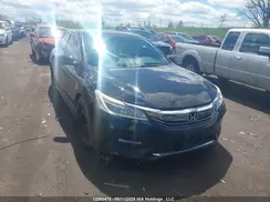 1HGCR2F00GA808246 2016 HONDA ACCORD