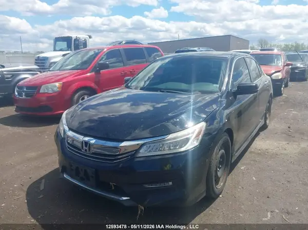1HGCR2F00GA808246 2016 HONDA ACCORD - Image 2