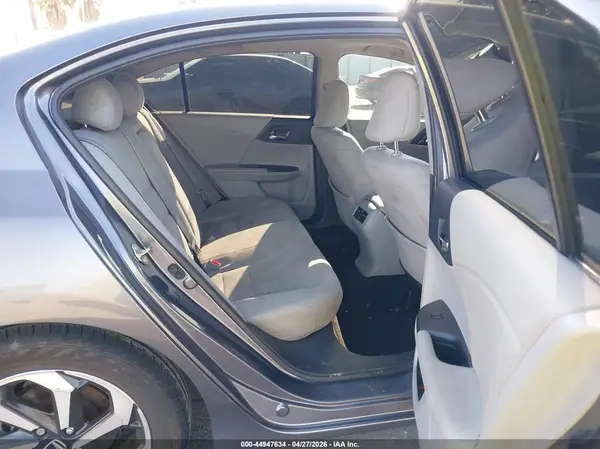 1HGCR2F00HA009021 2017 HONDA ACCORD - Image 8
