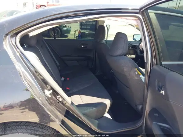 1HGCR2F00HA197586 2017 HONDA ACCORD - Image 8