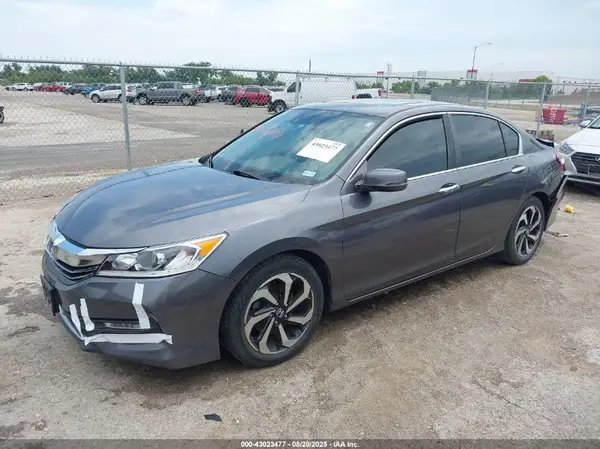 1HGCR2F01GA020804 2016 HONDA ACCORD - Image 2
