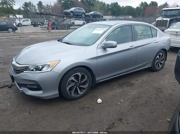 1HGCR2F01GA111071 2016 HONDA ACCORD - Image 2