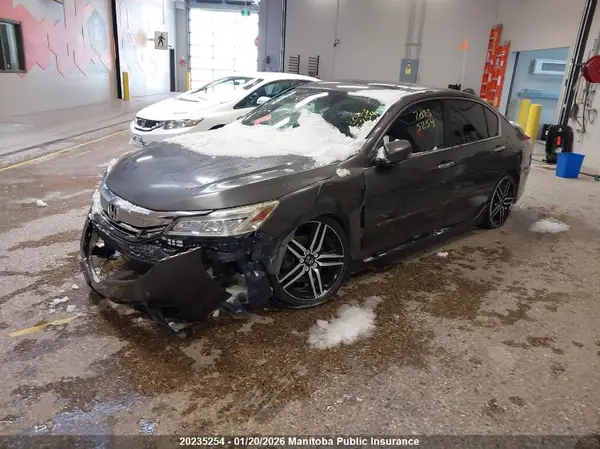 1HGCR2F01GA807316 2016 HONDA ACCORD - Image 2