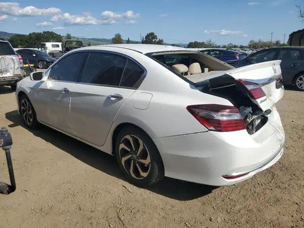 1HGCR2F01HA135386 2017 HONDA ACCORD - Image 2