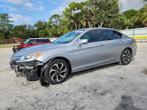 1HGCR2F01HA153886 2017 HONDA ACCORD - Image 1