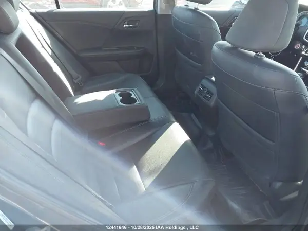 1HGCR2F02GA801072 2016 HONDA ACCORD - Image 8