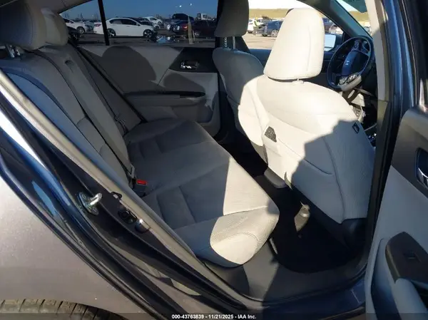 1HGCR2F02HA144078 2017 HONDA ACCORD - Image 8