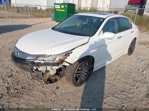 1HGCR2F02HA802594 2017 HONDA ACCORD - Image 2