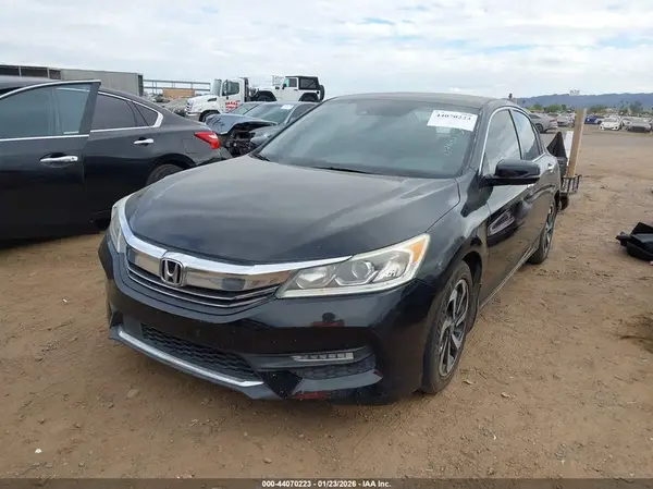 1HGCR2F03GA076355 2016 HONDA ACCORD - Image 2