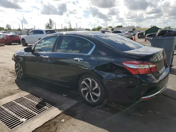 1HGCR2F03HA136491 2017 HONDA ACCORD - Image 2