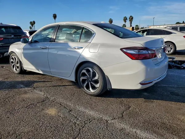 1HGCR2F04GA077188 2016 HONDA ACCORD - Image 2