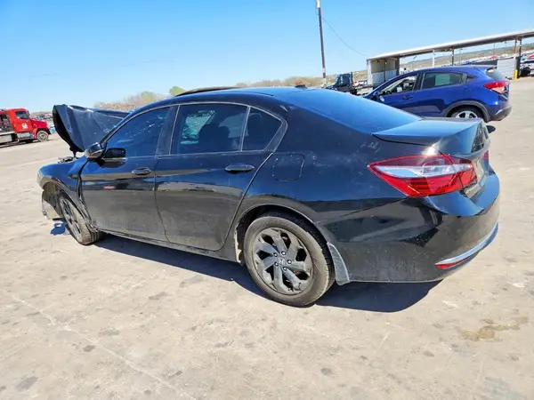 1HGCR2F04HA034777 2017 HONDA ACCORD - Image 2