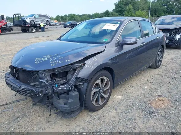 1HGCR2F05HA104366 2017 HONDA ACCORD - Image 2