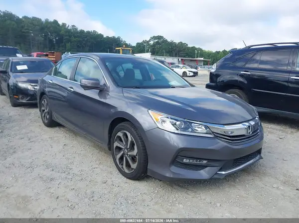 1HGCR2F05HA117313 2017 HONDA ACCORD - Image 1