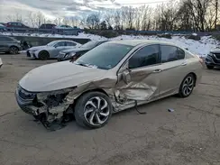 1HGCR2F05HA161621 2017 HONDA ACCORD