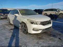 1HGCR2F05HA805392 2017 HONDA ACCORD