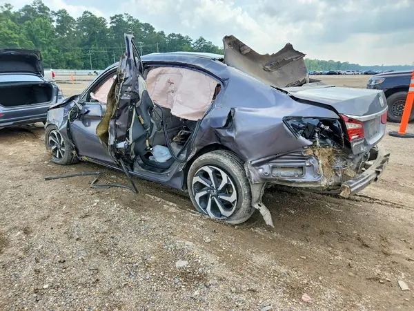 1HGCR2F06GA024735 2016 HONDA ACCORD - Image 2