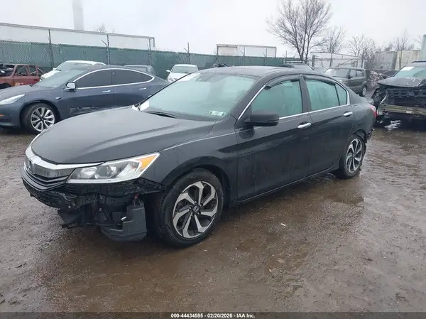 1HGCR2F06GA078973 2016 HONDA ACCORD - Image 2