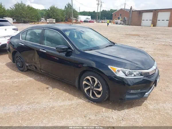 1HGCR2F06GA079640 2016 HONDA ACCORD - Image 1