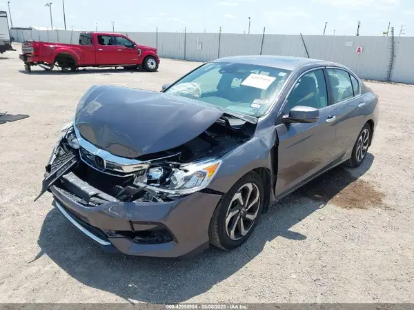 1HGCR2F06GA221744 2016 HONDA ACCORD - Image 2