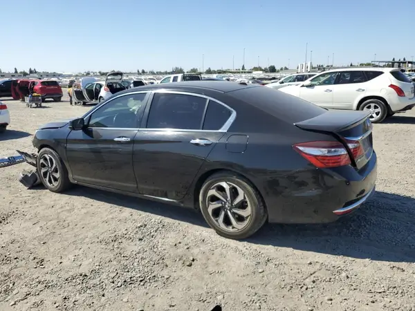 1HGCR2F06HA014353 2017 HONDA ACCORD - Image 2