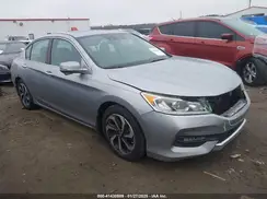 1HGCR2F06HA160929 2017 HONDA ACCORD