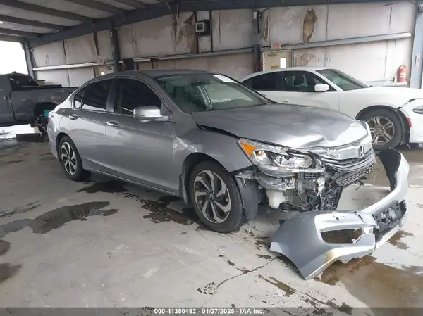 1HGCR2F06HA194417 2017 HONDA ACCORD - Image 1