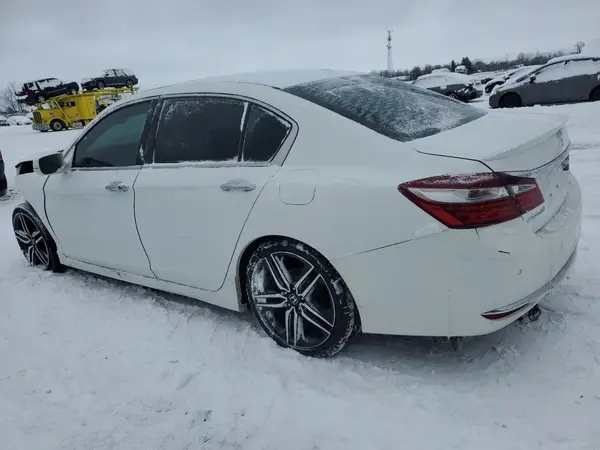 1HGCR2F06HA804526 2017 HONDA ACCORD - Image 2
