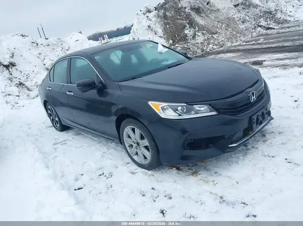 1HGCR2F07GA082353 2016 HONDA ACCORD - Image 1