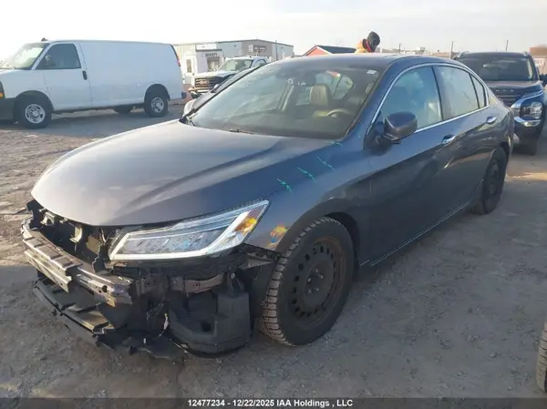 1HGCR2F07GA801083 2016 HONDA ACCORD - Image 2