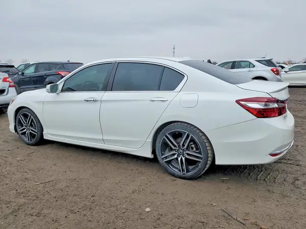 1HGCR2F07HA803353 2017 HONDA ACCORD - Image 2