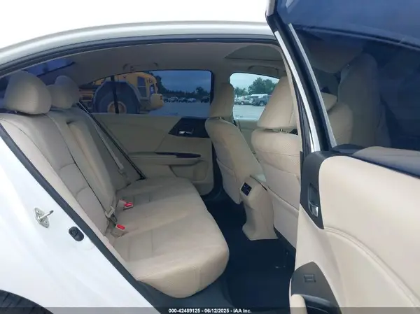 1HGCR2F08GA112508 2016 HONDA ACCORD - Image 8