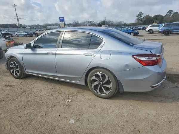 1HGCR2F08HA100327 2017 HONDA ACCORD - Image 2