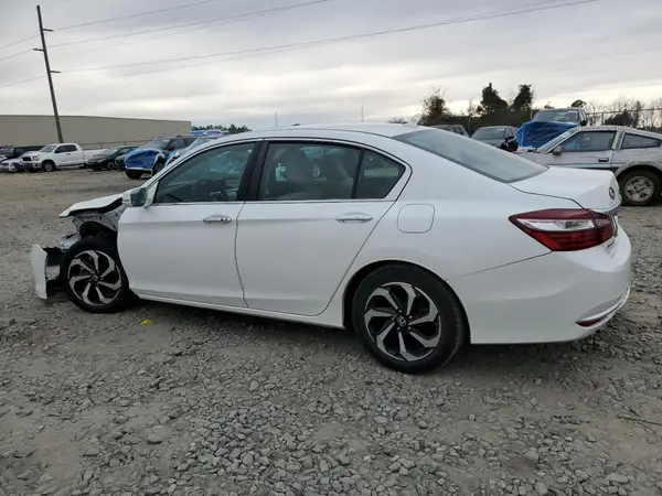 1HGCR2F08HA144599 2017 HONDA ACCORD - Image 2